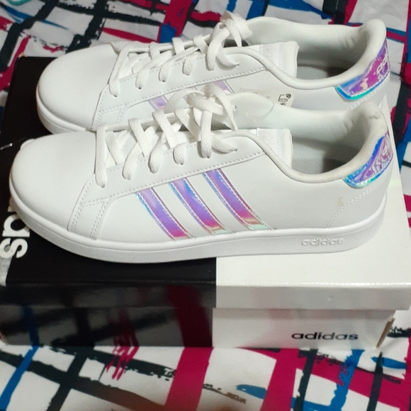 adidas Grand Court Kids 6, women's 71/2-8 - Picture 3 of 5